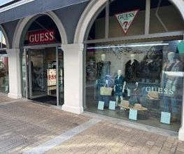 GUESS immagine 2