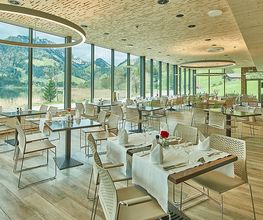 HOSTELLERIE AM SCHWARZSEE Bild 3