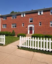 Olde Salem Village Apartments image 12