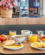 B&B HOTEL Cholet Nord image 4