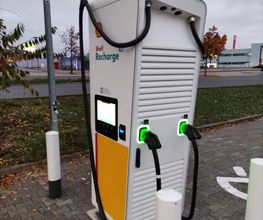 Shell Recharge Charging Station Bild 2