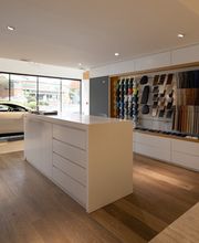 Aston Martin Summit image 11