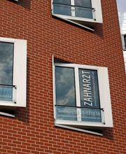 Zahnarztpraxis Dr. Laja & Kollegen im Medienhafen Bild 1