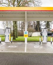 Shell Recharge Charging Station Bild 1