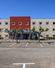B&B HOTEL Nîmes Caissargues image 2