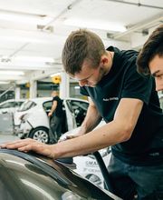 Auto Bettschen, Carrosseriewerk Bild 1