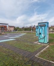 EVzen Station de recharge Arbois - Bi1 - Weldom