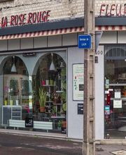 La Rose Rouge image 10