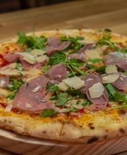 Pizza Pezzo image 3