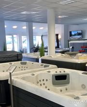 Armstark Handels-GmbH Deutschland | Fachausstellung Koblenz | Seit knapp 30 Jahren Ihr Spezialist für Whirlpools, Swim Spas, Saunen und Infrarotkabinen