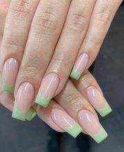 Real Nails Zurich - Nagelstudio - Gelnägel - Frenchnägel - Nägelstudio Bild 10