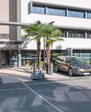 B&B HOTEL Pau Zénith image 12