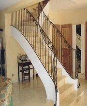 Goujat Bernard image 2