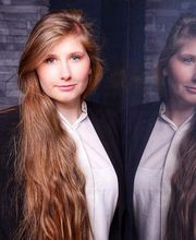 ERGO Versicherung Jeanette Blatter Bild 1