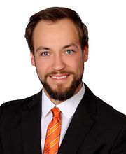 Hauptgeschäftsstellenleiter Maximilian Mayer