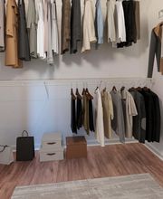 Columns on Wetherington Apartments image 7