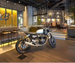 BREITLING BOUTIQUE ZURICH Bild 3