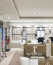 Alain Afflelou image 6