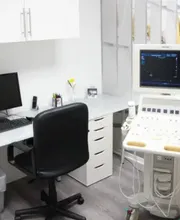 Dr. medic Monica Codausi Bild 3