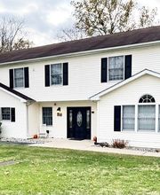 Fox Trail Memory Care Living image 3