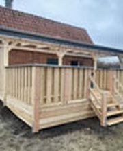 Terrasse mit Vordach