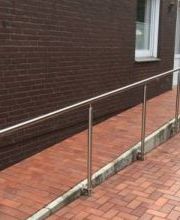 GreenPlan UG Heiko vor der Straße Bild 11