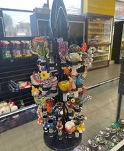 Smokey Hut Smoke Shop and Mini Mart image 8