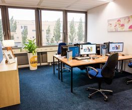 Schulungsraum mit PC-Arbeitsplätzen