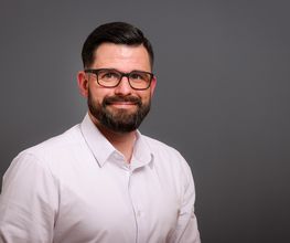 portraitSq