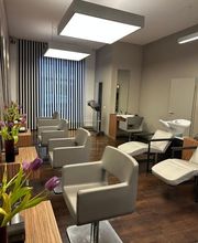 Intercoiffure Kublick + Frisöre Bild 3