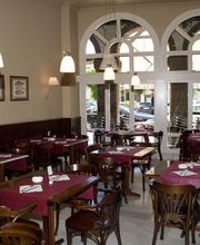 petite-bretagne-la-marina-interior.jpg