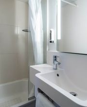 B&B HOTEL Saint-Brieuc image 7