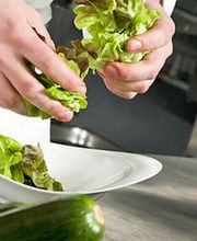 Staiger GmbH - Ihr zuverlässiger Lebensmittel-Großhandel und Foodservice-Partner in Stuttgart. Frischwaren, Convenience-Produkte und Feinkost in Premium-Qualität für Gastronomie, Handel und Lebensmittelbetriebe.