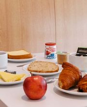 B&B HOTEL Auray Carnac image 2