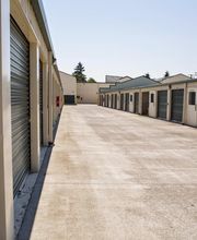 Iron Gate Storage - Downtown image 2