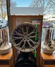 Premio Reifen + Autoservice Robert Jäger GmbH & Co. KG Bild 16