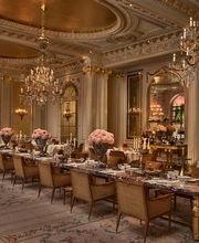 Hôtel Plaza Athénée, Paris