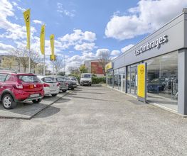 Garage Des Ombrages image 12
