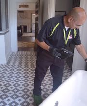 Mr. Plumber by Metzler & Hallam image 11