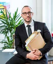 Kanzlei Landucci - Wir helfen Ihnen bei Scheidung, Sorgerecht, Umgangsrecht, Unterhalt, Ehevertrag und sonstigen Themen im Familienrecht weiter.