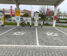 Shell Recharge Charging Station Bild 2
