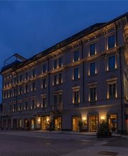 Palazzo San Gottardo by Night
