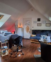 Karine Leroux image 9