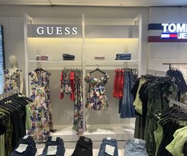 GUESS imagen 1