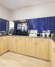 B&B HOTEL Perpignan Centre image 12