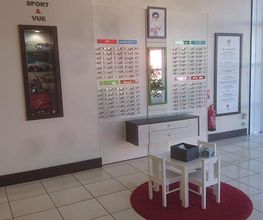 Opticien VICHY Optical Center image 1