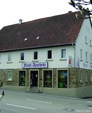 Aussenansicht der Faust-Apotheke