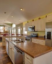 Seaside Vacations image 12