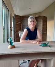 Caroline Delpeyrou image 3