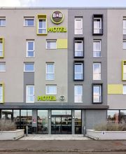 B&B HOTEL Le Port-Marly Saint-Germain-En-Laye image 13